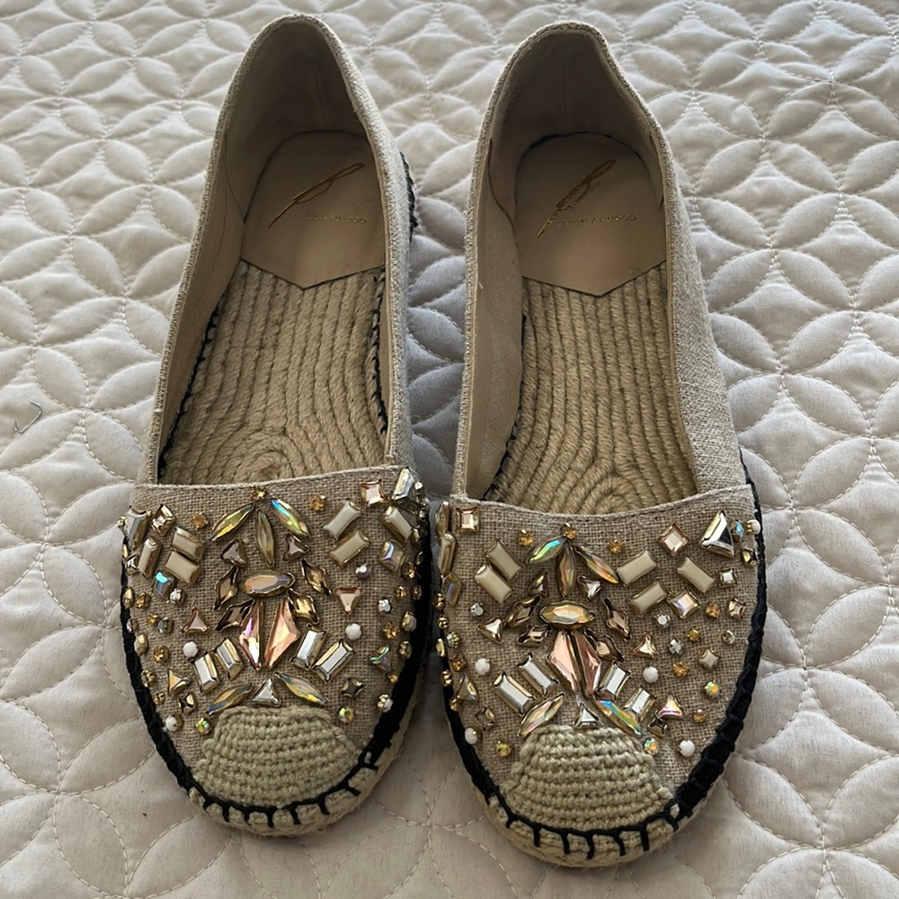 Vero Cuoio espadrilles size 6